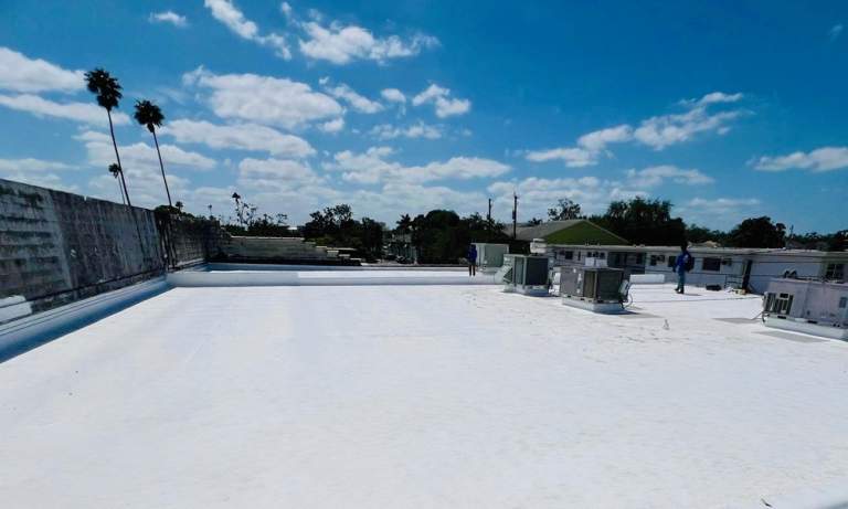Roof Repair vs. Roof Replacement: What Roofers Recommend